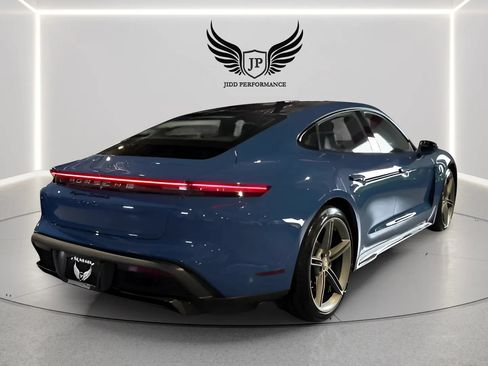 Used 2021 Porsche Taycan Turbo S AWD/4WD image 7