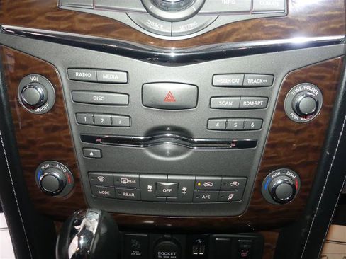 Used 2019 Nissan Armada SL w/ Premium Package AWD/4WD image 39