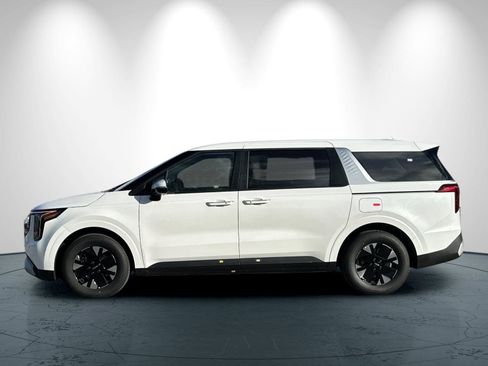 New 2026 Kia Carnival LXS image 7