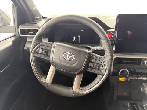 New 2026 Toyota Tacoma TRD Off-Road w/ TRD Off Road Premium Package AWD/4WD image 14