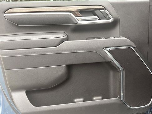 Certified 2025 Chevrolet Silverado 2500 LT image 16