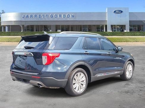 Used 2022 Ford Explorer Limited w/ Equipment Group 301A RWD image 4