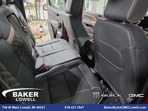 New 2026 GMC Canyon Denali image 11