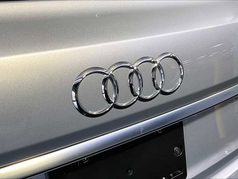 Used 2022 Audi Q7 3.0T Premium w/ Interior Protection Package image 32