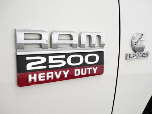 Used 2012 RAM 2500 ST w/ Chrome Appearance Group AWD/4WD image 9