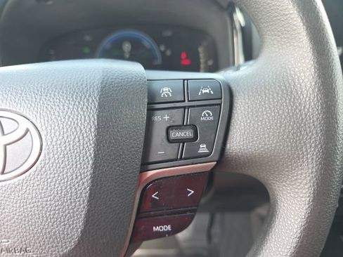 Certified 2025 Toyota Camry LE image 15