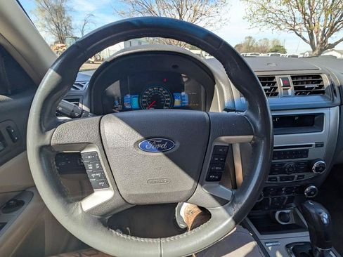 Used 2012 Ford Fusion Hybrid FWD image 16
