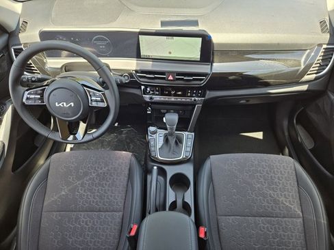New 2025 Kia Seltos X-Line image 18