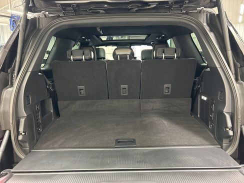 Used 2025 Ford Expedition Tremor image 32