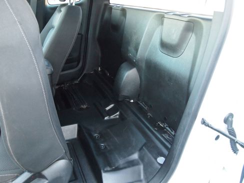 Used 2022 Chevrolet Colorado LT w/ Fleet Safety Package image 26