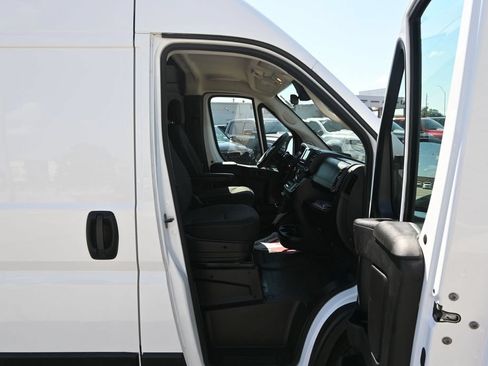 Used 2023 RAM ProMaster 2500 FWD image 26