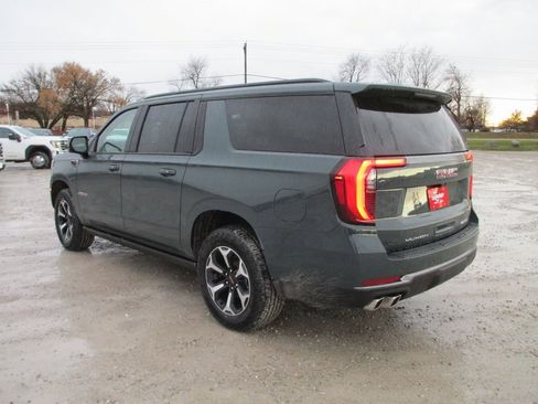 New 2026 GMC Yukon XL AT4 w/ AT4 Premium Plus Package image 6