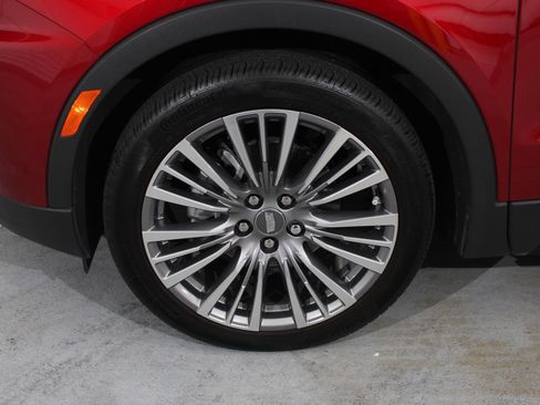 Used 2024 Cadillac XT4 Premium Luxury FWD image 42