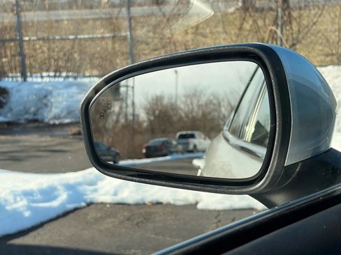 Used 2019 Ford Fusion SE image 29