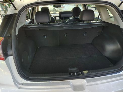 Used 2019 Kia Niro Touring image 17