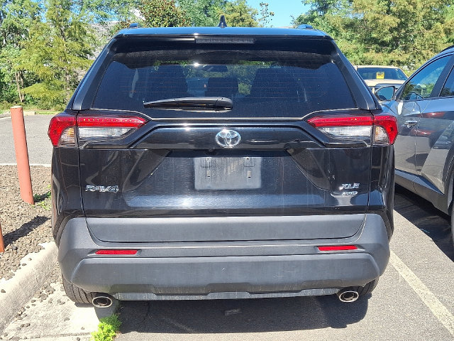 Used 2025 Toyota RAV4 XLE AWD/4WD image 5