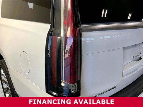 Used 2016 Cadillac Escalade ESV Platinum AWD/4WD image 22