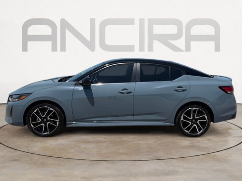 Used 2025 Nissan Sentra SR FWD image 7