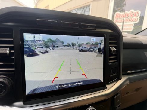 Used 2022 Ford F150 Lariat w/ Equipment Group 501A Mid AWD/4WD image 8