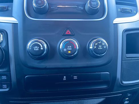 Used 2024 RAM 1500 Classic Warlock image 19