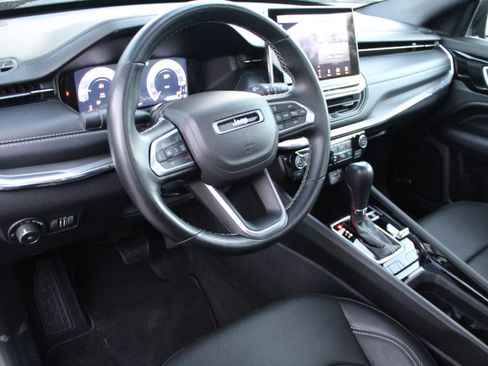 Used 2022 Jeep Compass High Altitude image 8