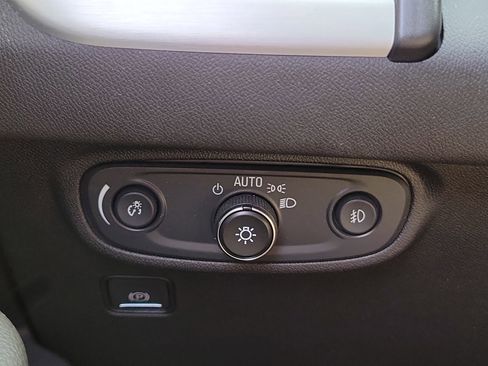 Used 2021 GMC Terrain SLT w/ Infotainment Package II image 26