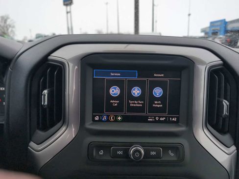 Used 2024 GMC Sierra 2500 Pro w/ Convenience Package image 21