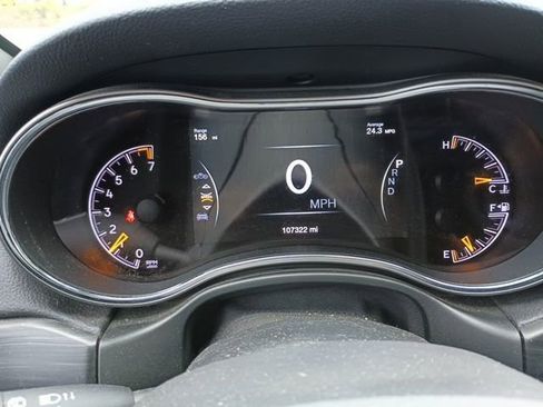 Certified 2021 Jeep Grand Cherokee Laredo image 12