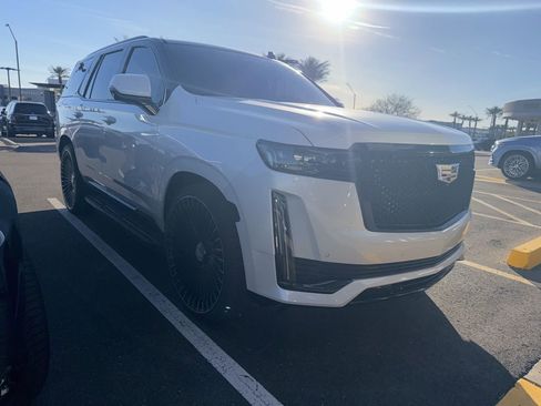 Used 2024 Cadillac Escalade Sport w/ Touring Package image 3