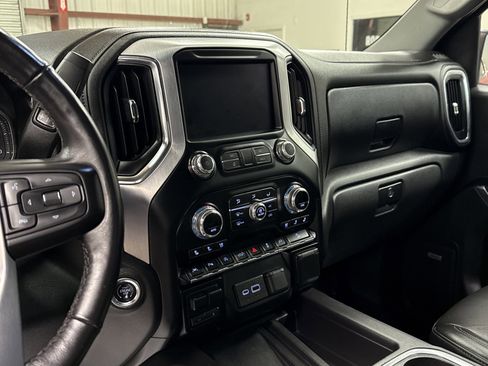 Used 2020 GMC Sierra 1500 SLT w/ SLT Premium Plus Package image 9