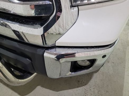 Used 2017 Toyota Tundra SR5 image 13