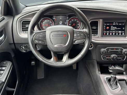 Used 2022 Dodge Charger SXT RWD image 27