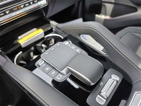 New 2025 Mercedes-Benz GLE 53 AMG 4MATIC image 11