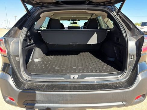 Used 2024 Subaru Outback Premium image 16