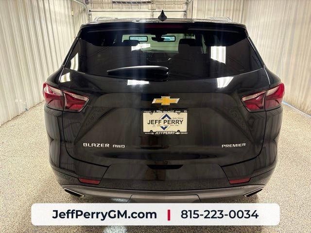 Used 2019 Chevrolet Blazer Premier w/ Sun and Wheels Package AWD/4WD image 4