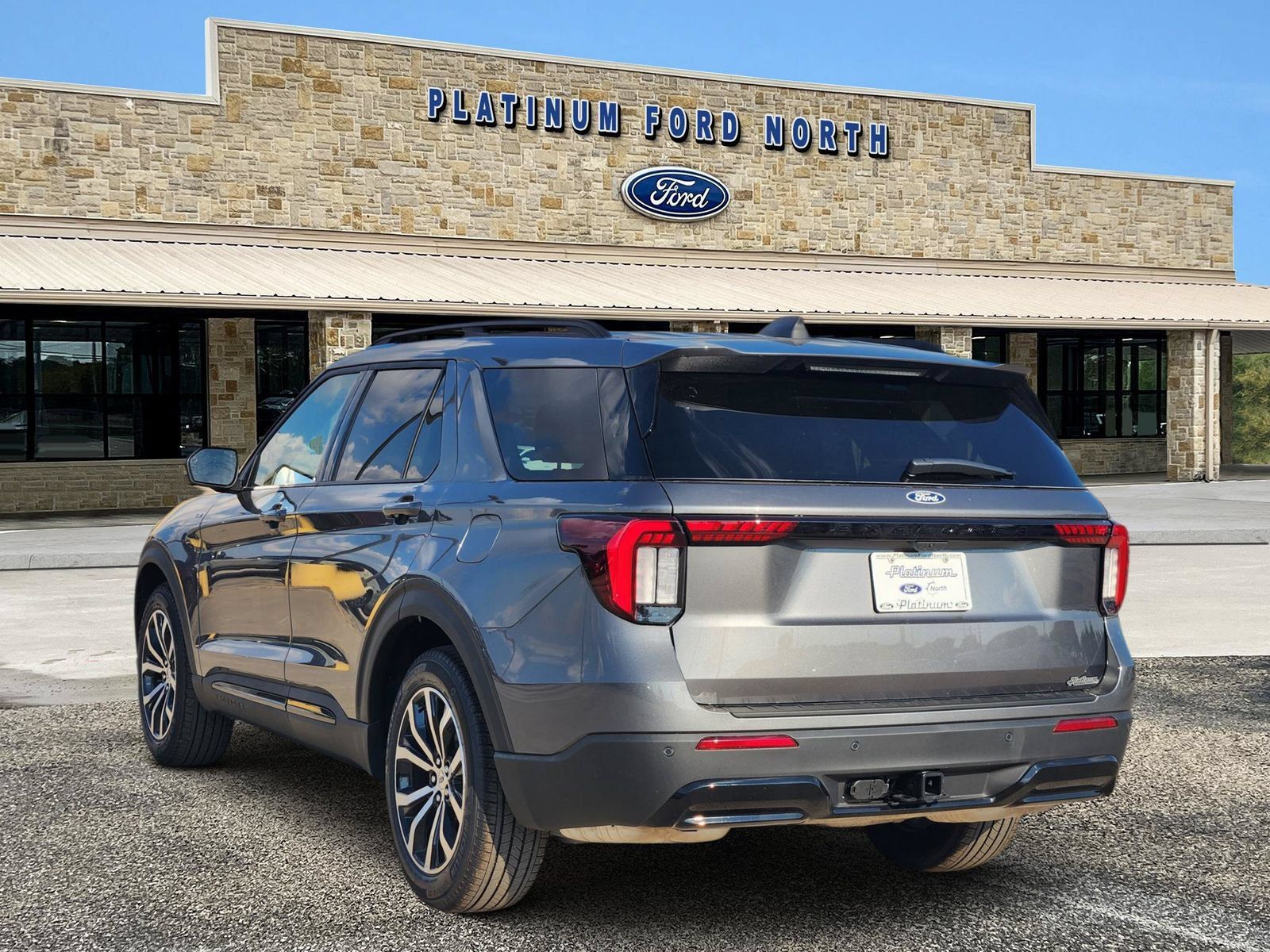 New 2027 Ford Explorer ST-Line RWD image 4