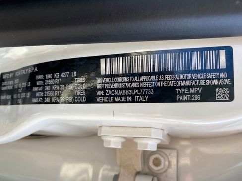 Used 2020 Jeep Renegade Altitude image 27