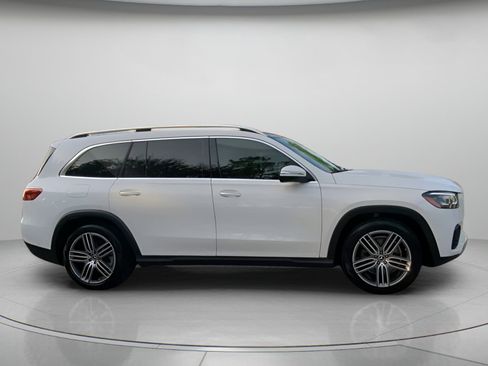 Used 2026 Mercedes-Benz GLS 450 4MATIC image 34