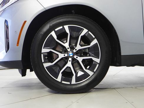 Used 2026 BMW X3 xDrive30i w/ Premium Package AWD/4WD image 5