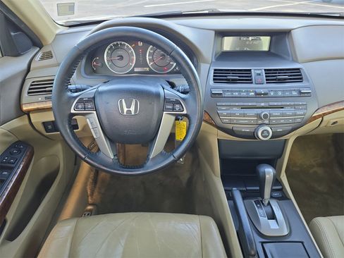 Used 2010 Honda Accord EX-L image 10