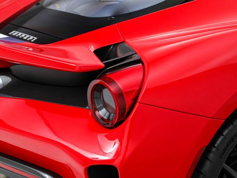 Certified 2019 Ferrari 488 Pista Coupe image 19