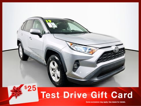 Used 2019 Toyota RAV4 XLE image 1