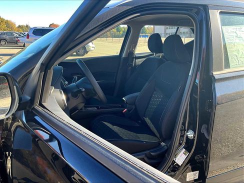 New 2024 Nissan Kicks SV image 10