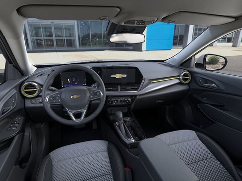 New 2026 Chevrolet Trax LT image 15