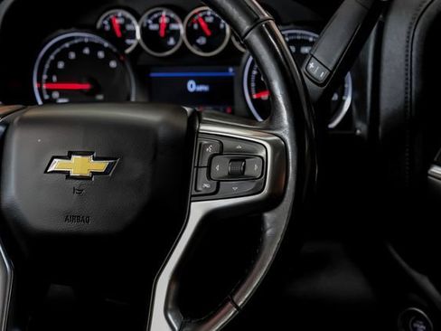 Used 2022 Chevrolet Silverado 2500 LT w/ Convenience Package AWD/4WD image 18