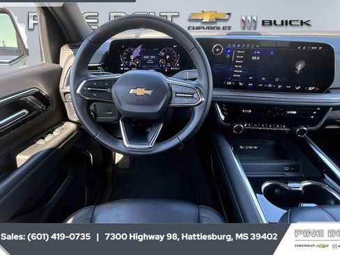 Used 2025 Chevrolet Tahoe LT image 5