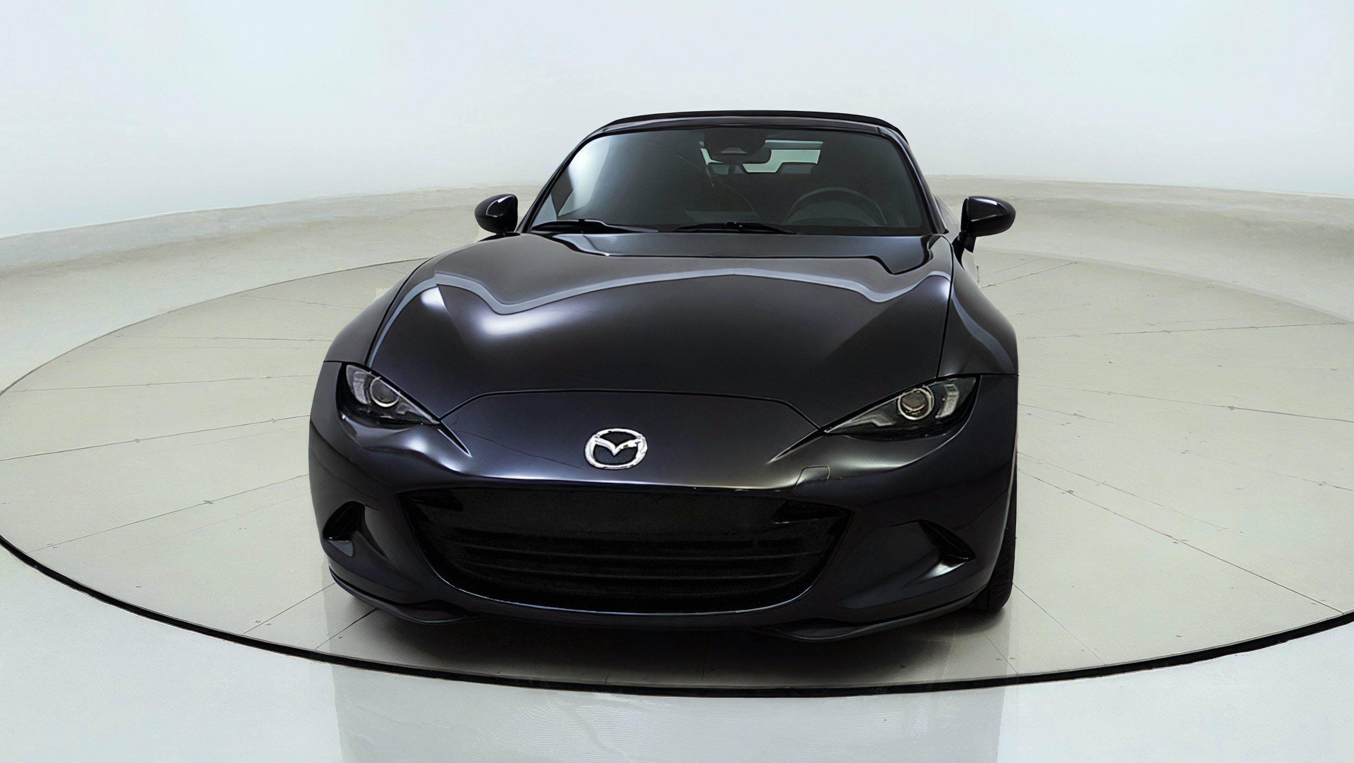 Used 2024 MAZDA MX-5 Miata Sport RWD image 2