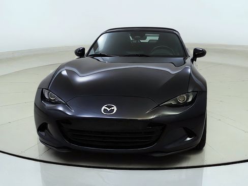 Used 2024 MAZDA MX-5 Miata Sport RWD image 2
