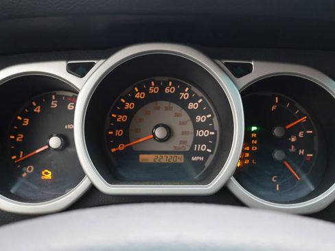 Used 2005 Toyota 4Runner Sport image 2