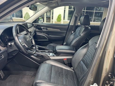 Used 2022 Kia Telluride SX w/ SX Prestige Package AWD/4WD image 16